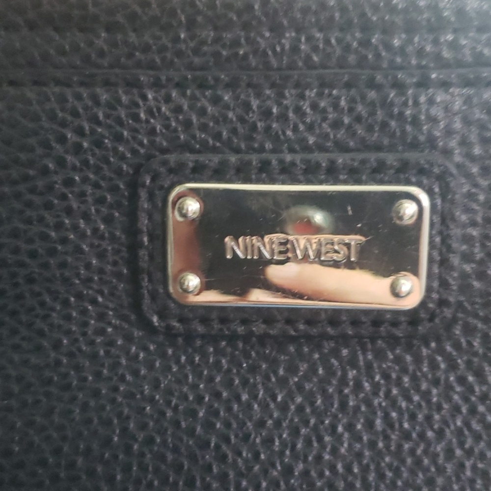 Purse! - Picture 2 of 4
